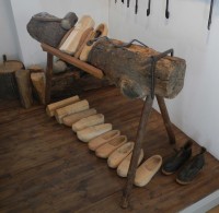 Bohrbank eines Holzschuhmachers
